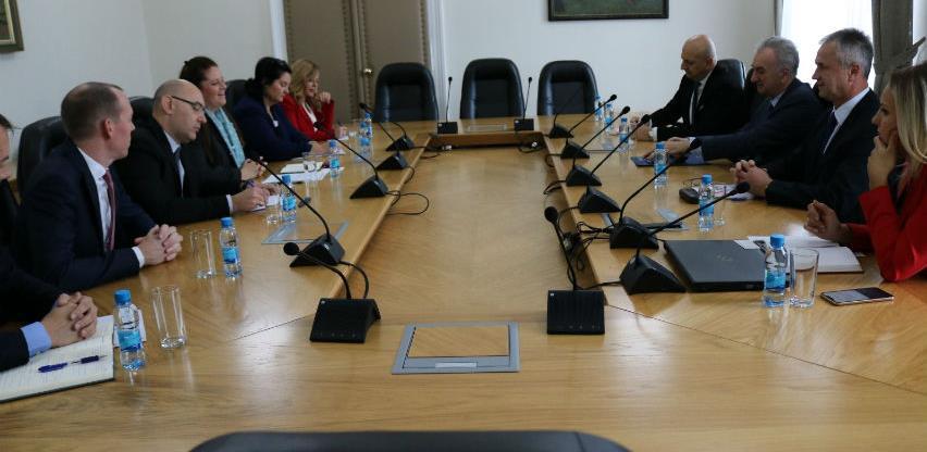 Šarović: Hitno usvojiti zakon o električnoj energiji i spriječiti dalje štete