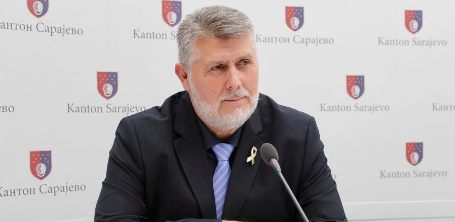 Enver Hadžiahmetović