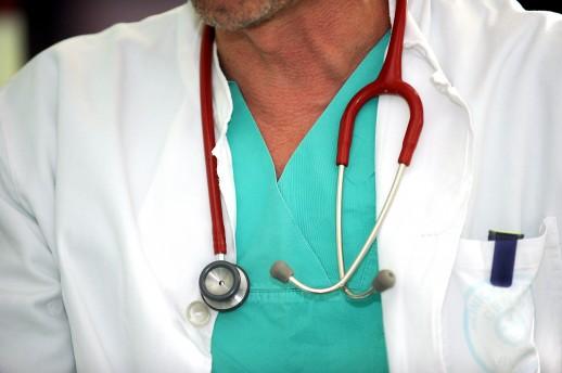 Siromašna domaćinstva najviše trpe zbog mita u zdravstvu