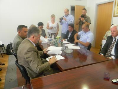 Potpisani ugovori za obavljanje pripravničkog staža sa poslodavcima iz KS-a