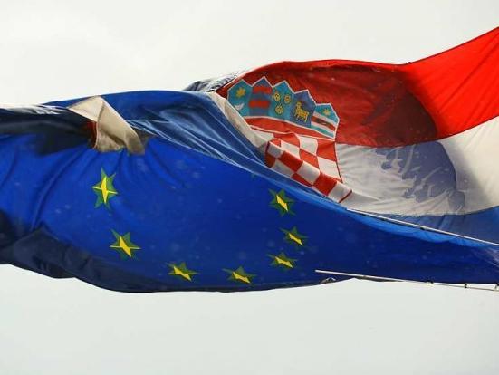 Hrvatska će u EU uz Bugarsku i Rumunjsku biti najsiromašnija članica