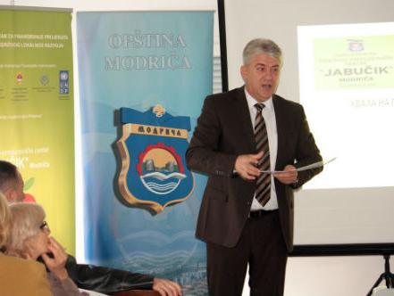 U Modriči otvoren Poslovno-preduzetnički centar "Jabučik"