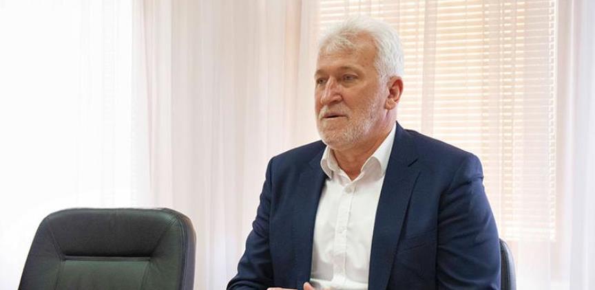 Ejubović: Zbog zabrane rada ugostiteljima i hotelima napravljene ekonomske štete