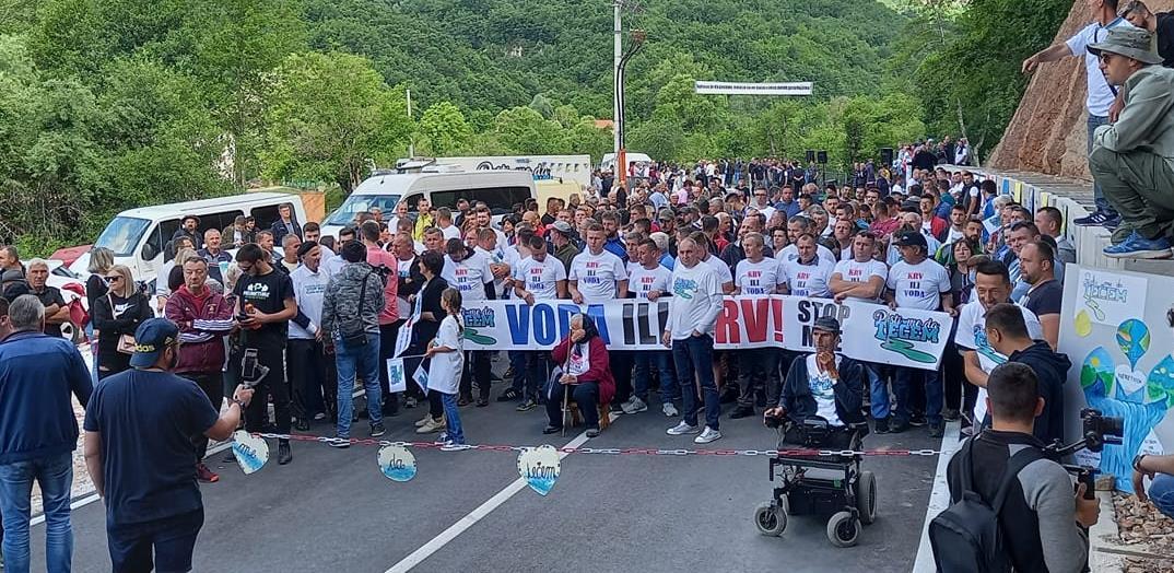 Mještani spriječili početak gradnje MHE, životima brane rijeku Neretvicu