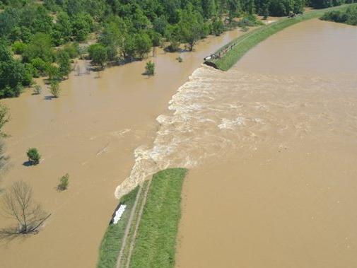 Brojne ambasade i vlade odazvale se pozivu za hitnu pomoć stanovništvu BiH