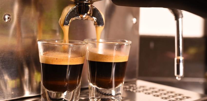 Espresso iz Dervente piju i Italijani
