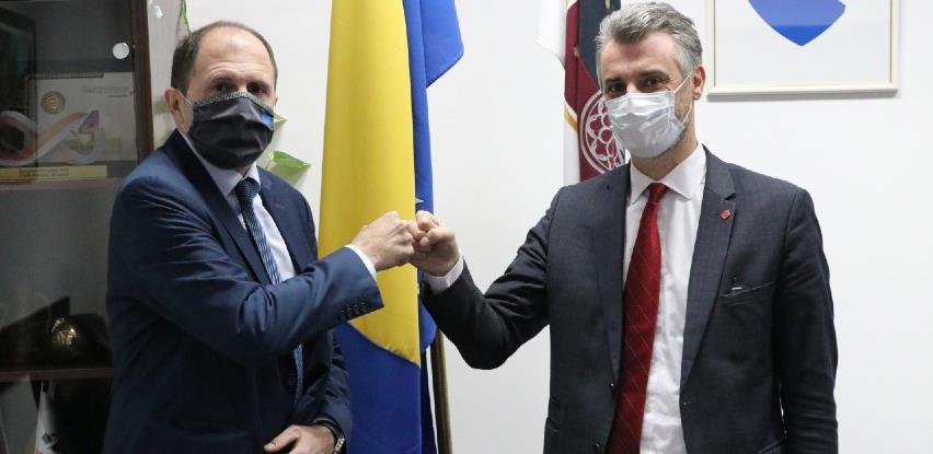 Novoizabrani premijer Kantona Sarajevo Edin Forto preuzeo dužnost