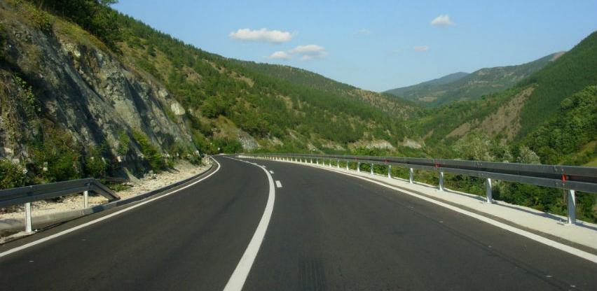 Izgradnja autoputeva bitno utiče na sistem upravljanja javnim finansijama