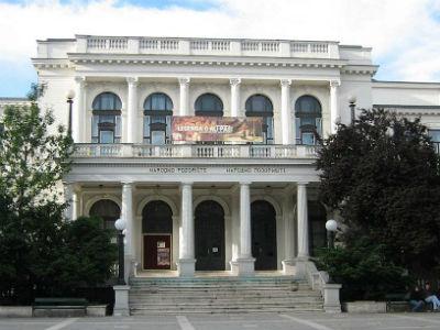 Trg ispred Narodnog pozorišta napokon dobiva novo ruho