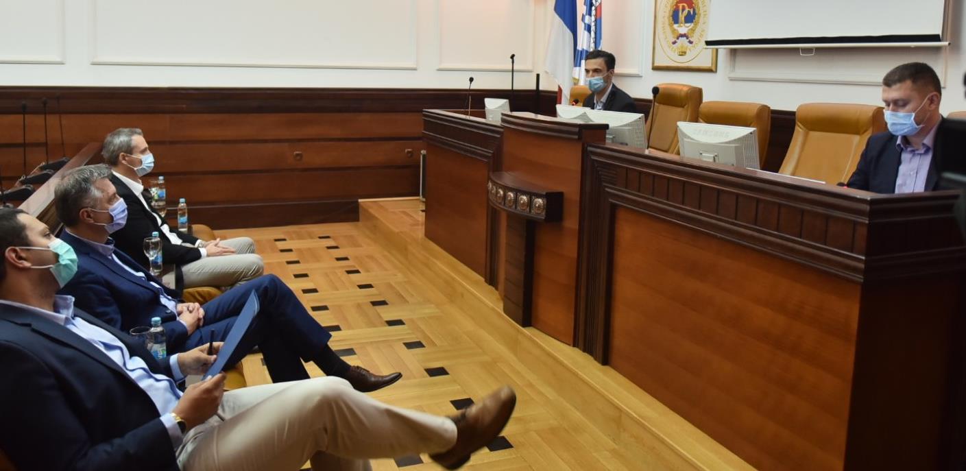 Štampanje miliona printanih materijala za sjednice postaje prošlost