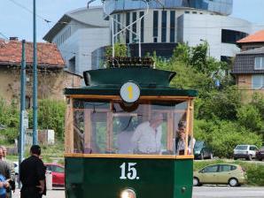 U Sarajevu upriličena vožnja replikom prvog električnog tramvaja