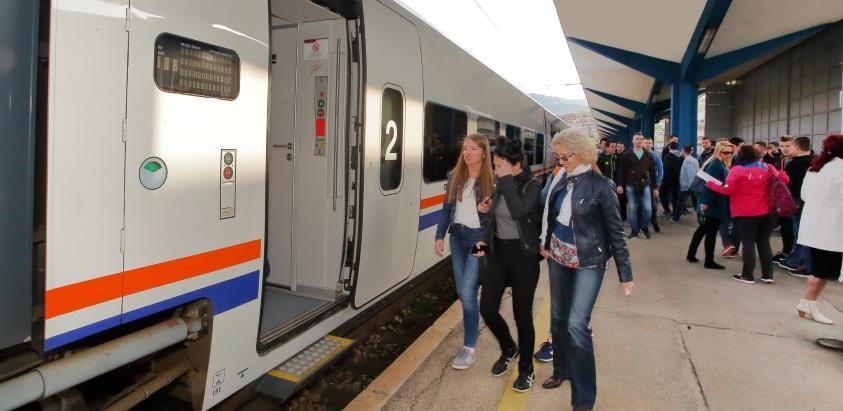 Vlada FBiH: Osloboditi Željeznice FBiH plaćanja putarine na dizel goriva