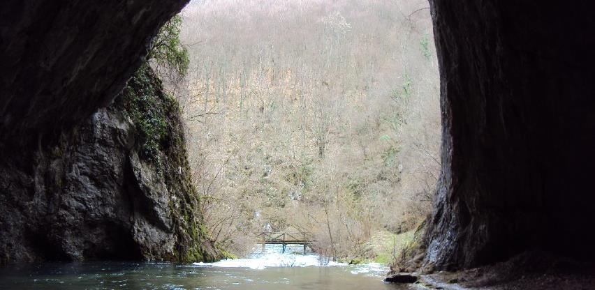 Nakon vodopada Blihe, uređenje prilaza Dabarskoj pećini