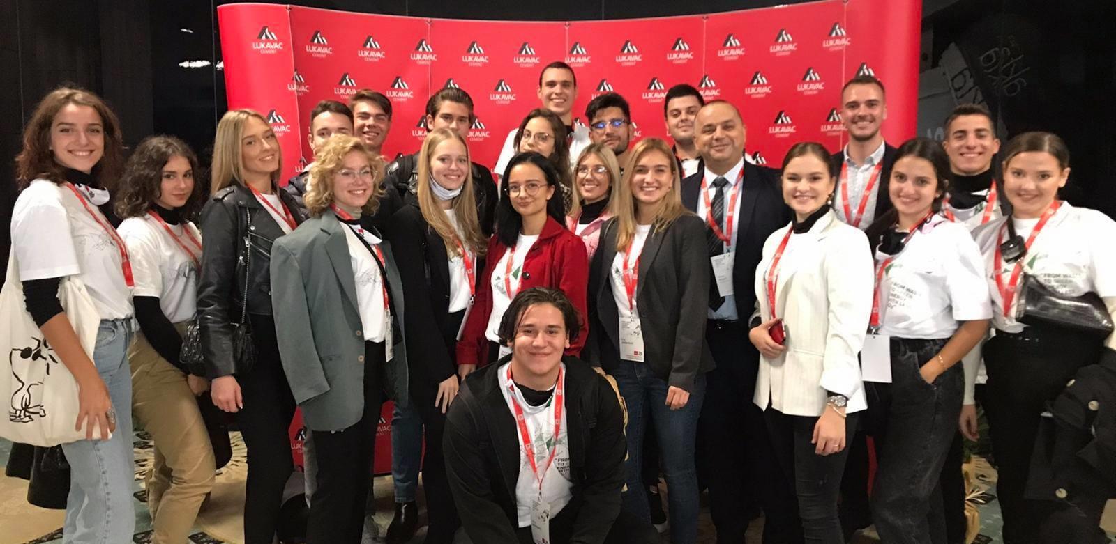 Fabrika cementa Lukavac dodijelila nagradu projektu 'Let´s Do It' Tuzla