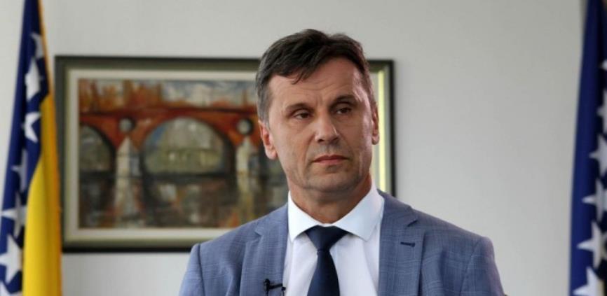 Novalić: ŽFBiH osigurale nesmetan promet robe, biće dovoljno brašna na policama