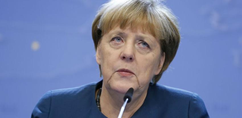 Merkel: SAD treba izuzeti Evropsku uniju od povećanja carina
