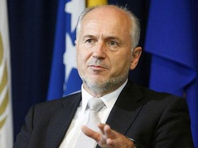 Incko pozvao političare da ispune uslov za četvrtu tranšu