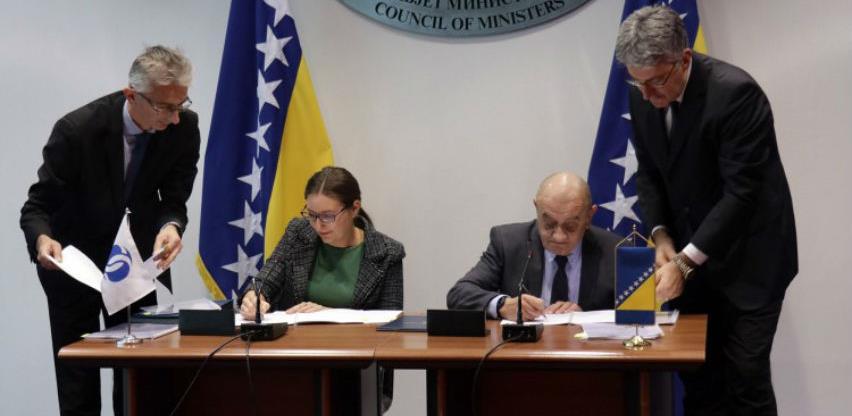 Potpisani ugovori: Stiže novac za vodovod Plava voda i deponiju u Živinicama