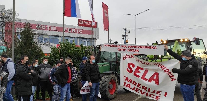 Poljoprivrednici u Bijeljini traže pomoć, u protivnom izlaze na proteste