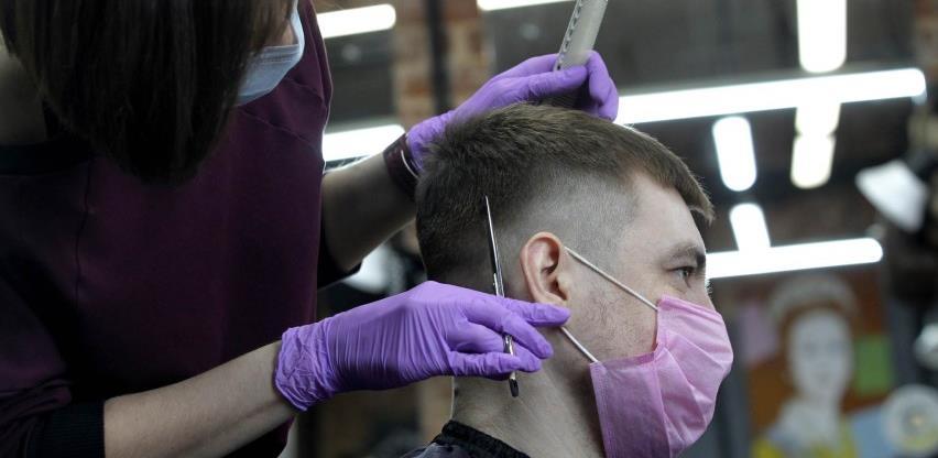 Sarajevski frizeri digli glas: Ako nas korona ne uništi, vlast sigurno hoće