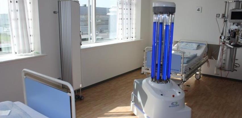 Firma iz Dervente razvila robota koji koristi UVC zrake za dezinfekciju prostora
