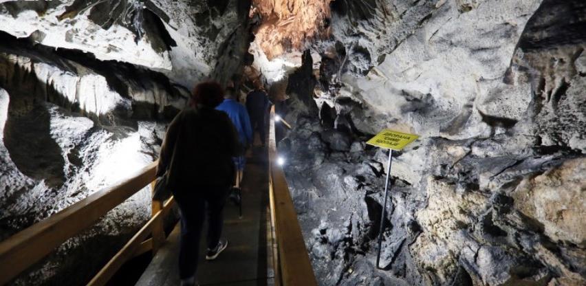 Vaganska pećina: Prirodni dragulj i nekadašnje sklonište partizana(VIDEO)