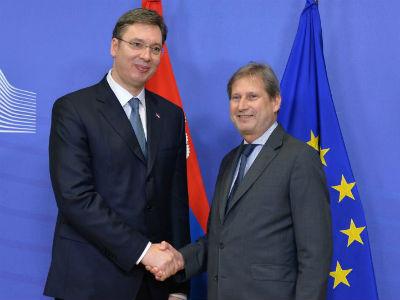 Vučić predao Hahnu akcijski plan za poglavlja 23 i 24