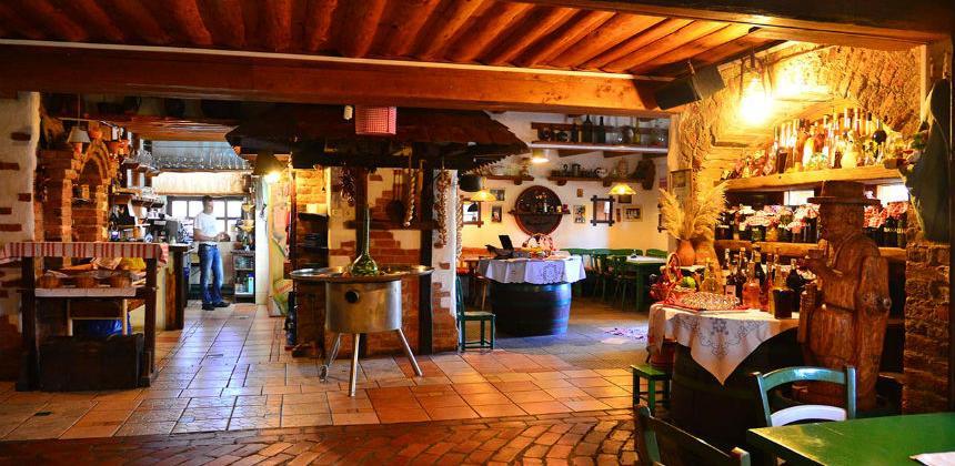 Najviše radnika "nacrno" na području TK u oblasti ugostiteljstva