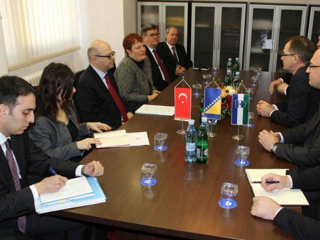 Ambasador Erginay najavio otvaranje počasnog konzulata u Bihaću