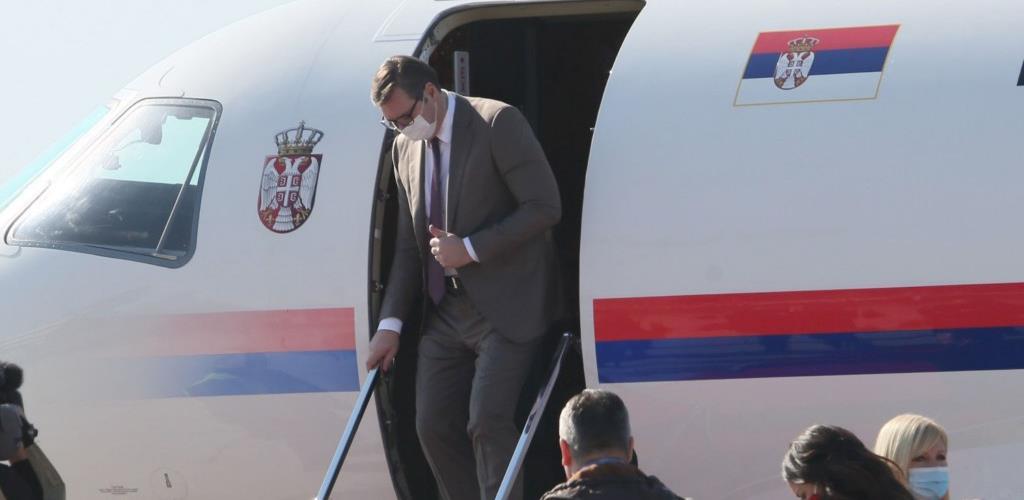 Vučić: Skandalozno bi bilo da COVID pasoši važe samo za vakcine odobrene u EU