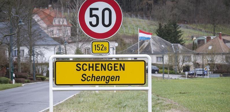 EU ne razmatra prekid putovanja unutar Schengenske zone