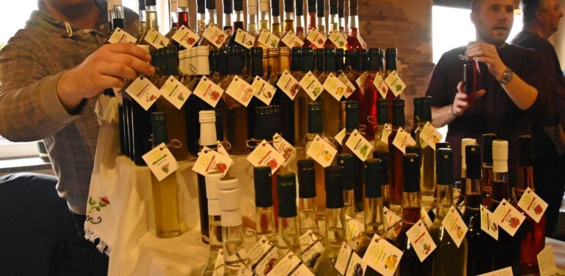 Festival domaćih rakija "Zlatni čokanjčić" održan u Zenici