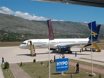 Mostarski aerodrom dostigao prijeratni broj putnika