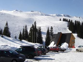 Jahorina: Snijeg 60 centimetara, rade šestosjedi i ski liftovi