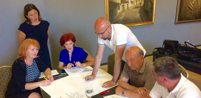 Apriori seminar: Briga o klijentima