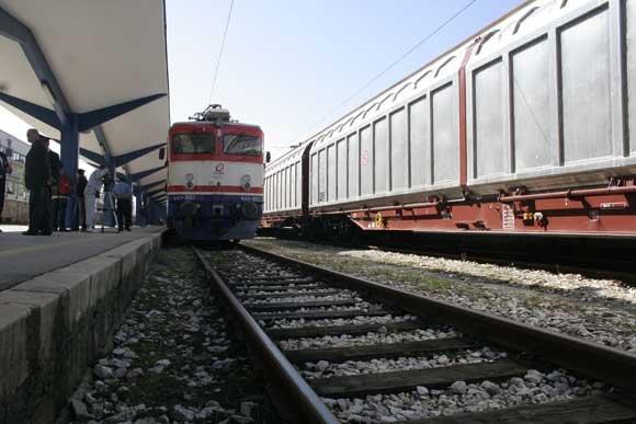 Sindikati u Željeznicama FBiH najavili štrajk za 1. april