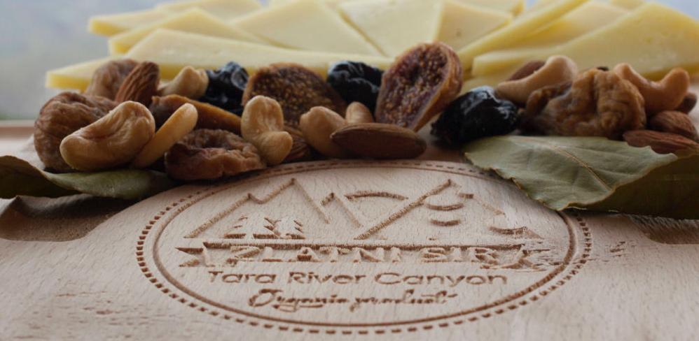 Velika zlatna medalja novosadskog sajma za fočanski "Zlatni sir"