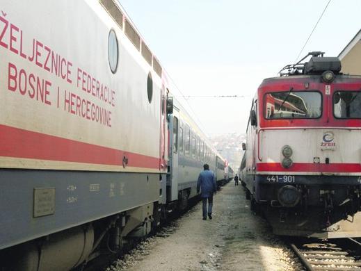 Osposobljen teretni željeznički saobraćaj na pruzi Sarajevo-Zenica