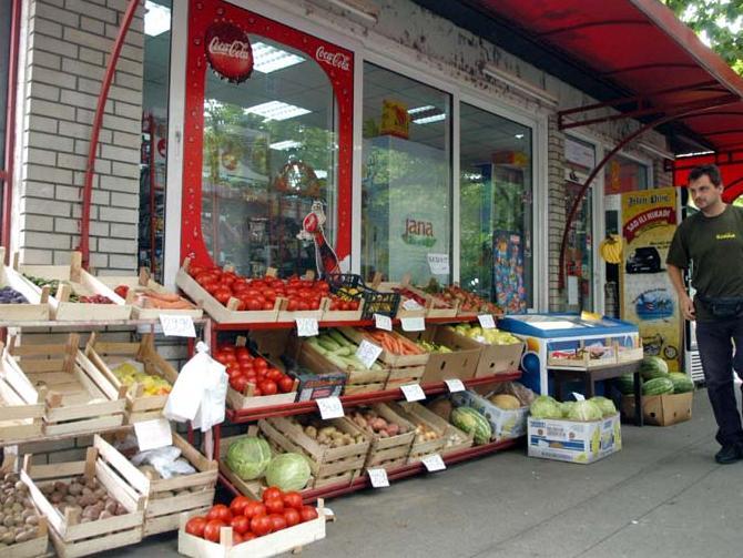 Mršavi pazari pokosili male trgovce