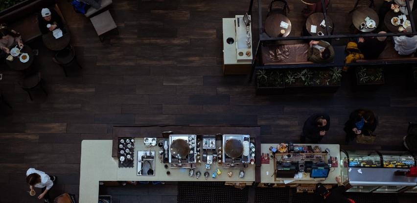 Ekonomija eurozone pala u oktobru, drugi koronaval pogodio sektor usluga