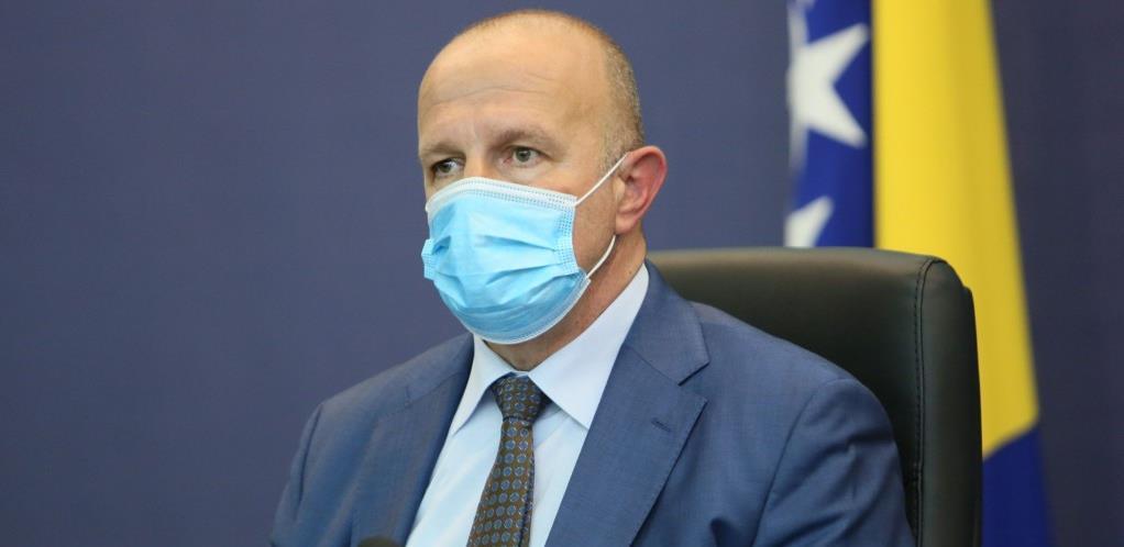 Vlada FBiH: Ukoliko Zavod ne potpiše ugovore za nabavku vakcina, tražićemo smjenu direktora