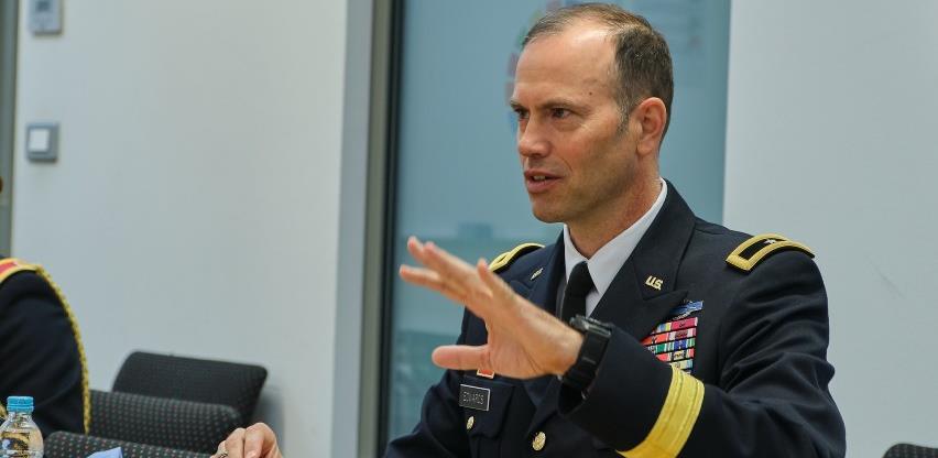 William Edwards: Svaka zemlja treba odlučiti kako će razvijati odnose s NATO-om