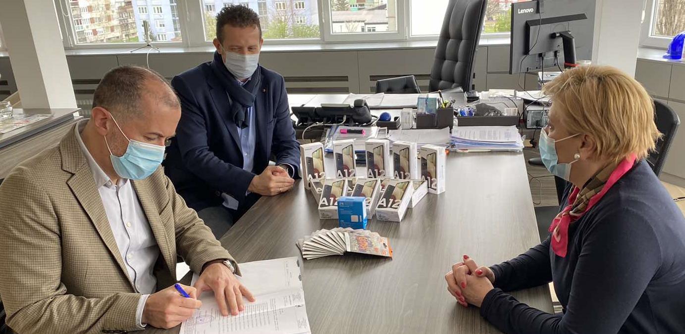 Općina Novo Sarajevo ustupila Domu zdravlja KS mobitele za potrebe procesa imunizacije