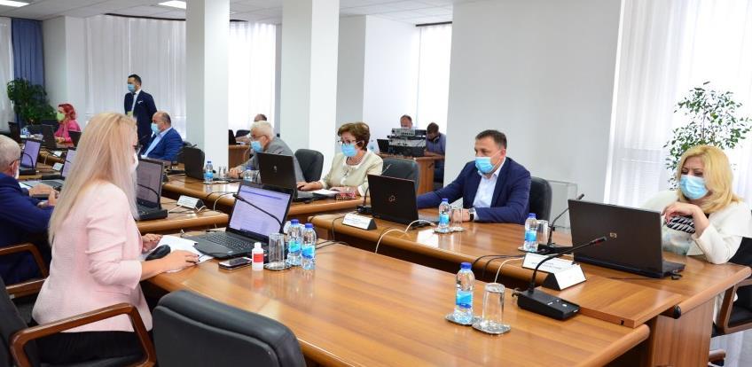 Fiskalne kase će evidentirati promet na koji se ispostavljaju PDV fakture