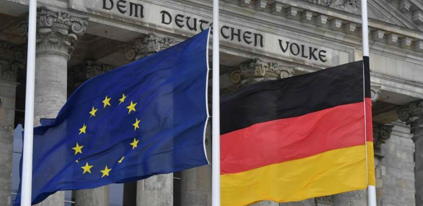 Njemačka ponovo za dlaku izbjegla recesiju