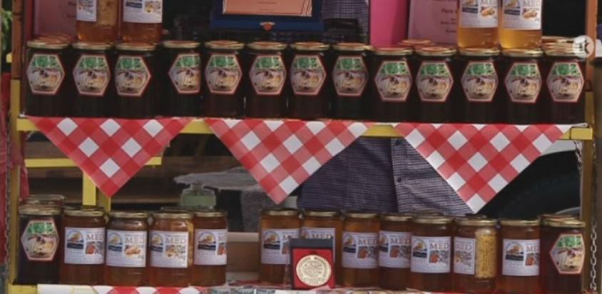 Više od 50 izlagača na sajmu pčelarstva u Tuzli