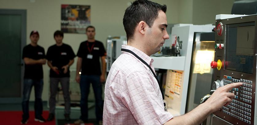 Probno predavanje za CNC operatera u INTERA TP-u