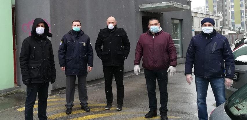 Policijskim službenicima donacija zaštitnih maski od preduzeća Danial's