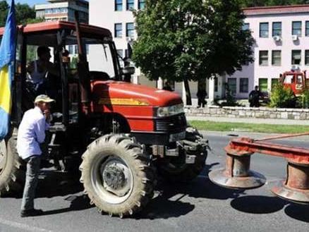 Bićo: Isplatiti poticaje poljoprivrednicima u roku 7 dana ili protesti