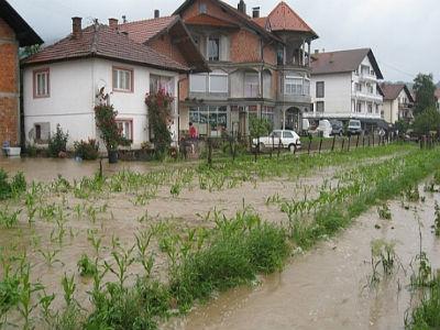 Nove poplave Gračanici donijele velike štete: Upućen apel za pomoć